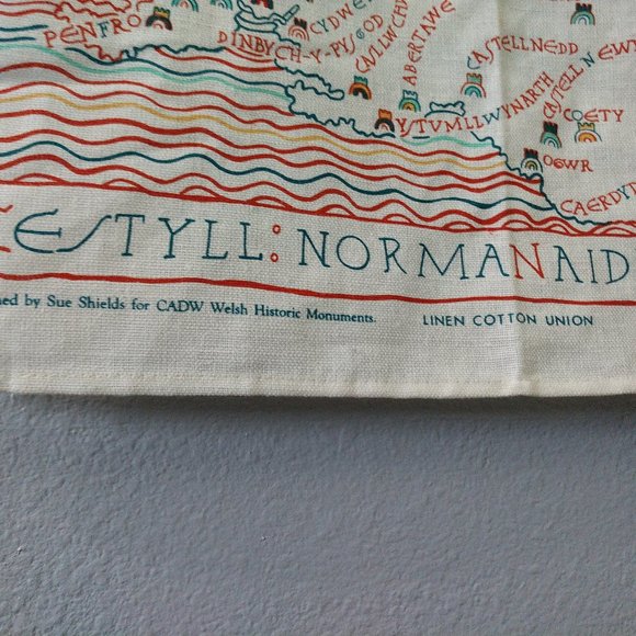 Norman Castles South Wale Linen Cotton Tea Towel England - Picture 2 of 6